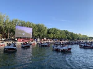 Cinema nautique